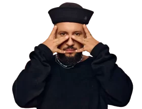 monatik біографія