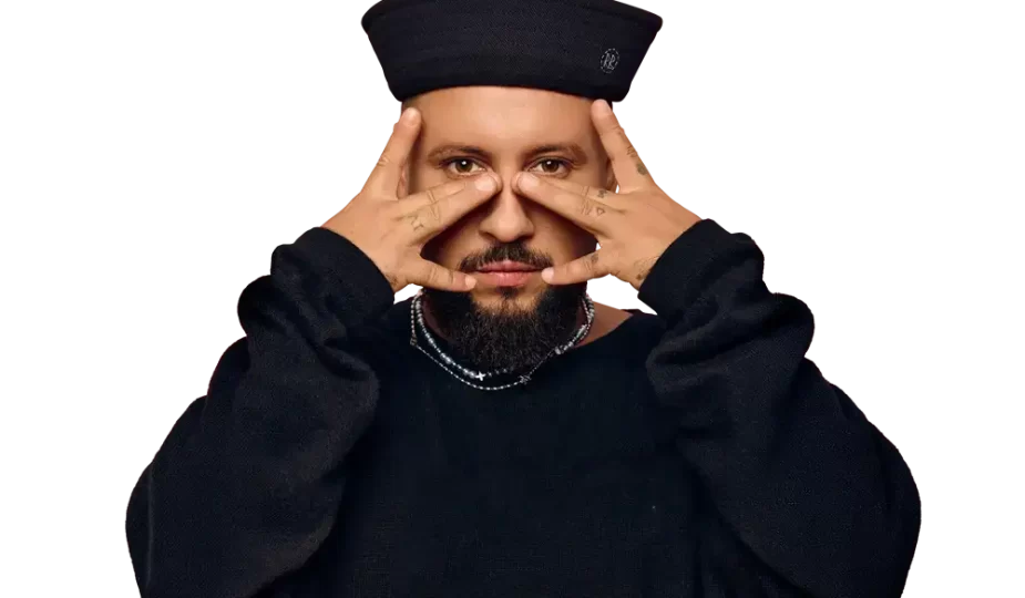 monatik біографія