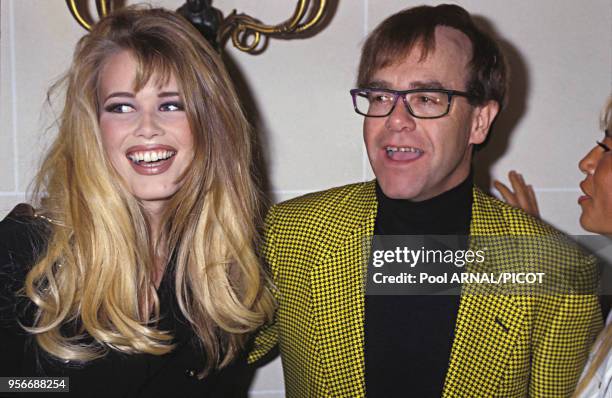 Клаудіа Шиффер і Елтон Джон Клаудіа Шиффер і Елтон Джон