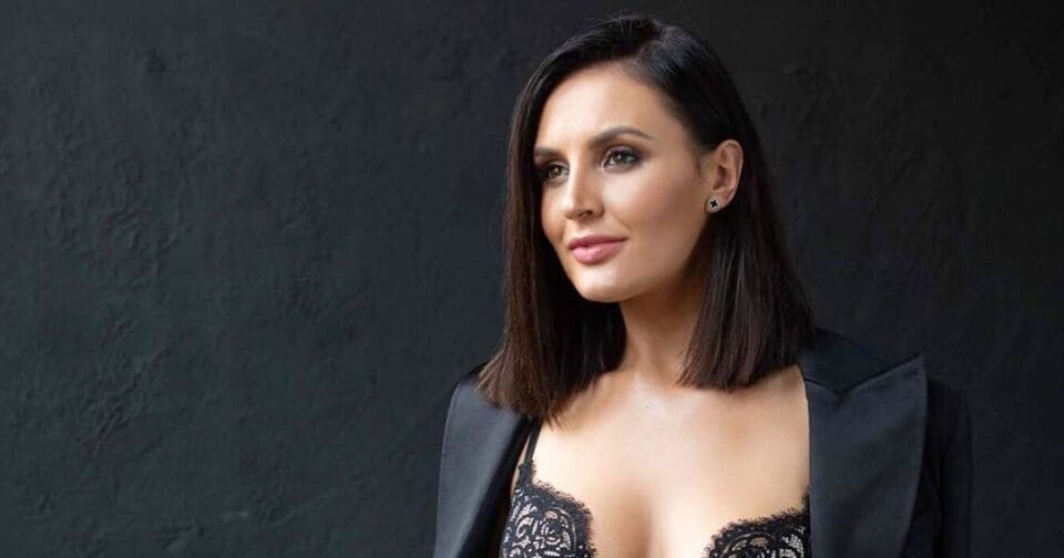 Міла Нітіч біографія