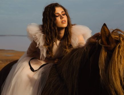 DIMARIA З заходу на схід