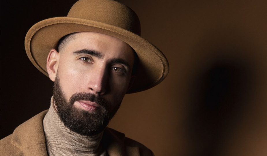 "Це подорож по внутрішньому світу, де кожна пісня - це історія". MAX NEWELL про свій дебют EP 1 MAX NEWELL про свій дебют EP