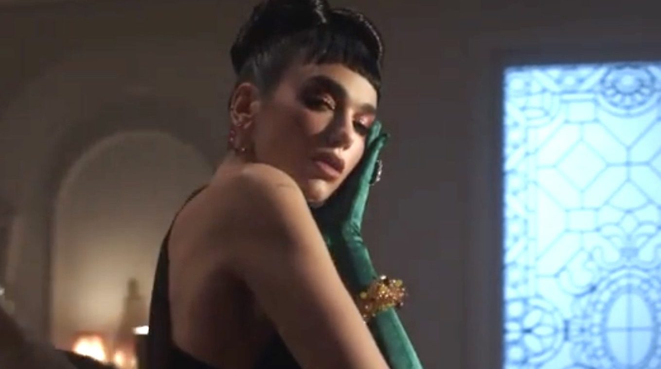 Dua Lipa – We’re Good
