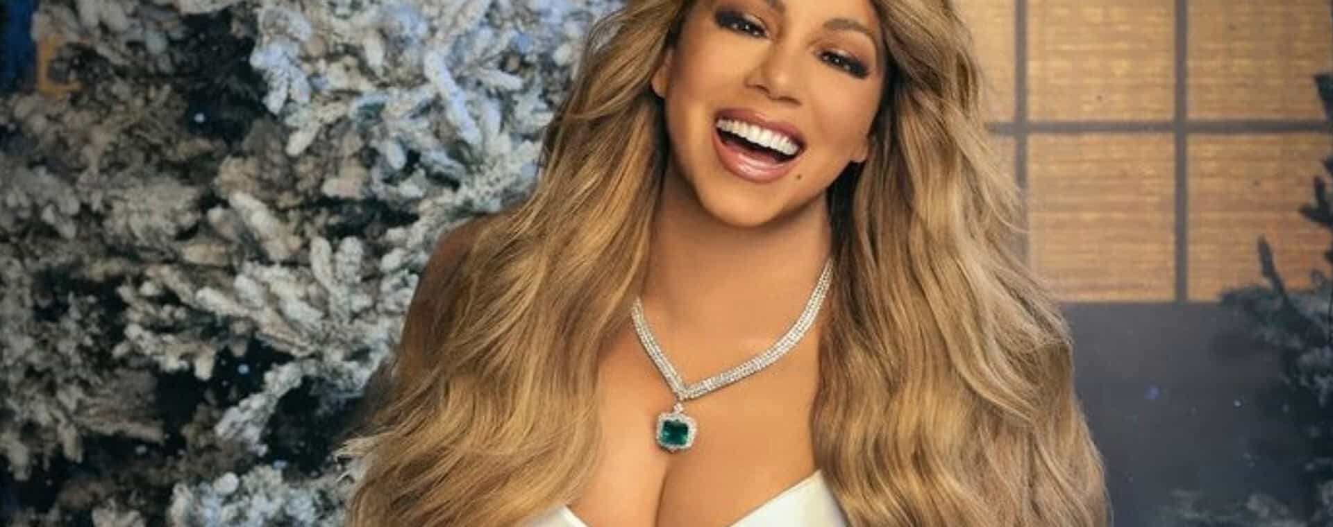 Mariah Carey - All I Want For Christmas Is You