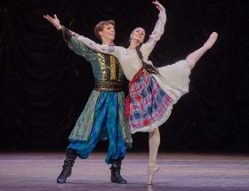 Балет "Вечори на хуторі біля Диканьки" покажуть в Нацопері 30 січня 2022 3 Вечори на хуторі біля Диканьки