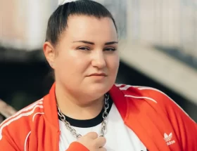 Alyona Alyona та Артем Пивоваров саундтрек Найкращі Вихідні