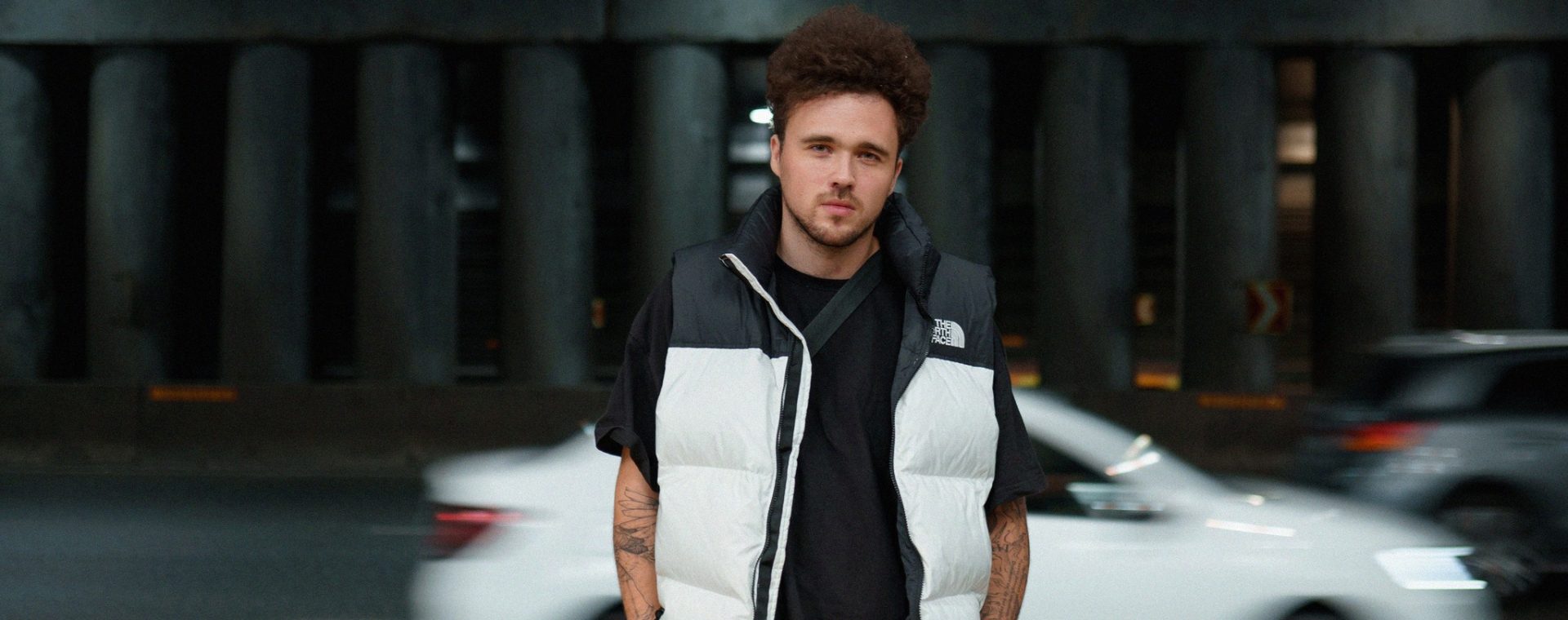 Requitir презентує трек «Крізь мене»