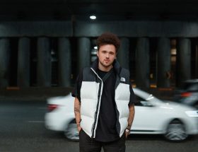 Requitir презентує трек «Крізь мене»