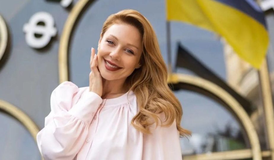 Тіна Кароль випустила ЕР LELEKA