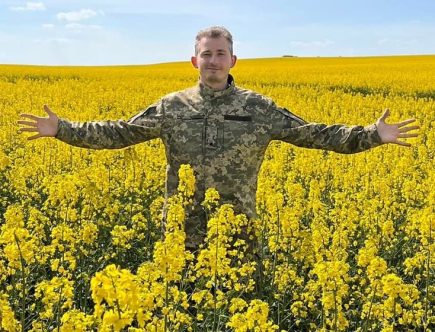 Коля Серга презентував кліп «Тільки разом» із епічними кадрами з передової 4 Коля Серга презентував кліп «Тільки разом