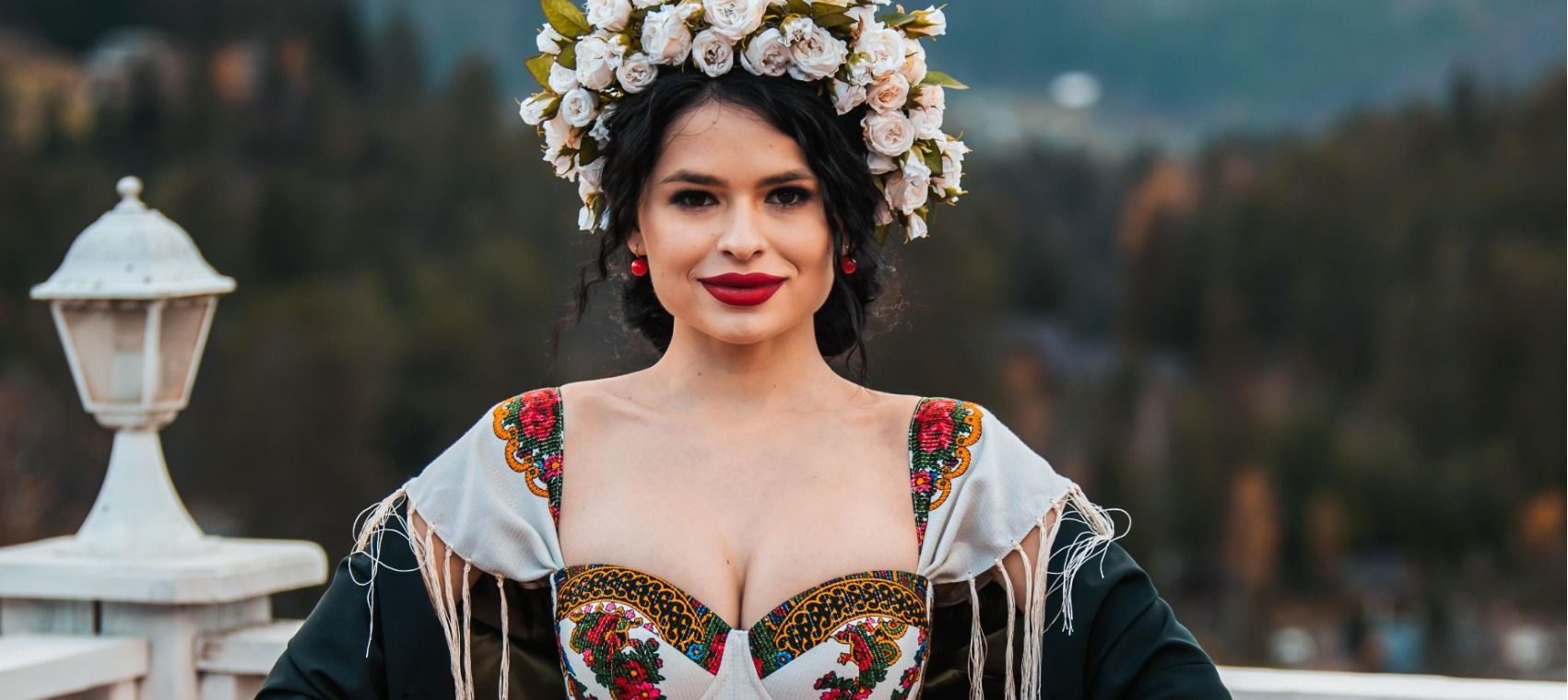 KRISTONKO випустила нову потужну версію пісні “Батько наш – Бандера, Україна – Мати