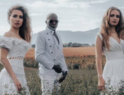 Українська співачка Lisa Furer представила в Мережі дебютний трек «Моя» 12 Lisa Furer