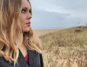 ALYOSHA випустила сакральну пісню “Мене створивши