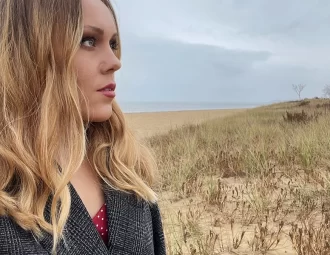 ALYOSHA випустила сакральну пісню “Мене створивши