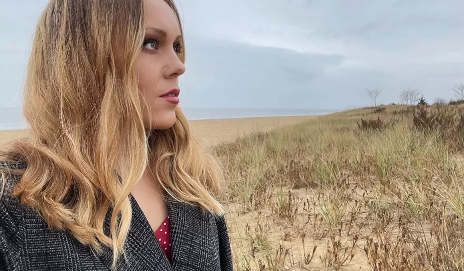 ALYOSHA випустила сакральну пісню “Мене створивши