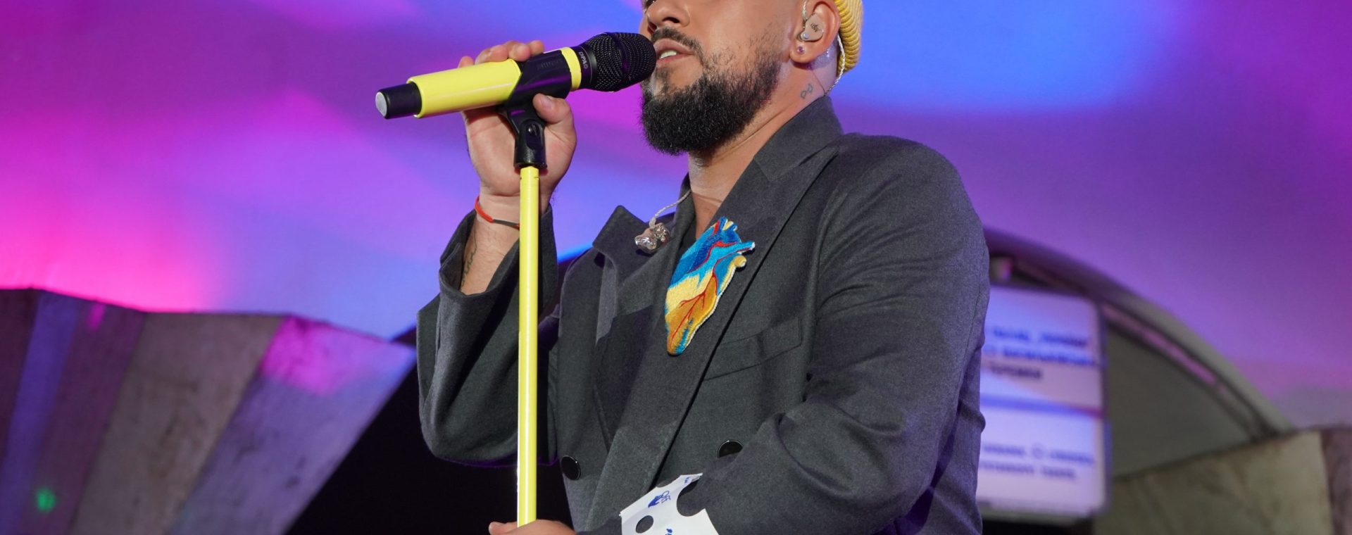 MONATIK випустив кавер на хіт Миколи Мозгового Дивна ніч