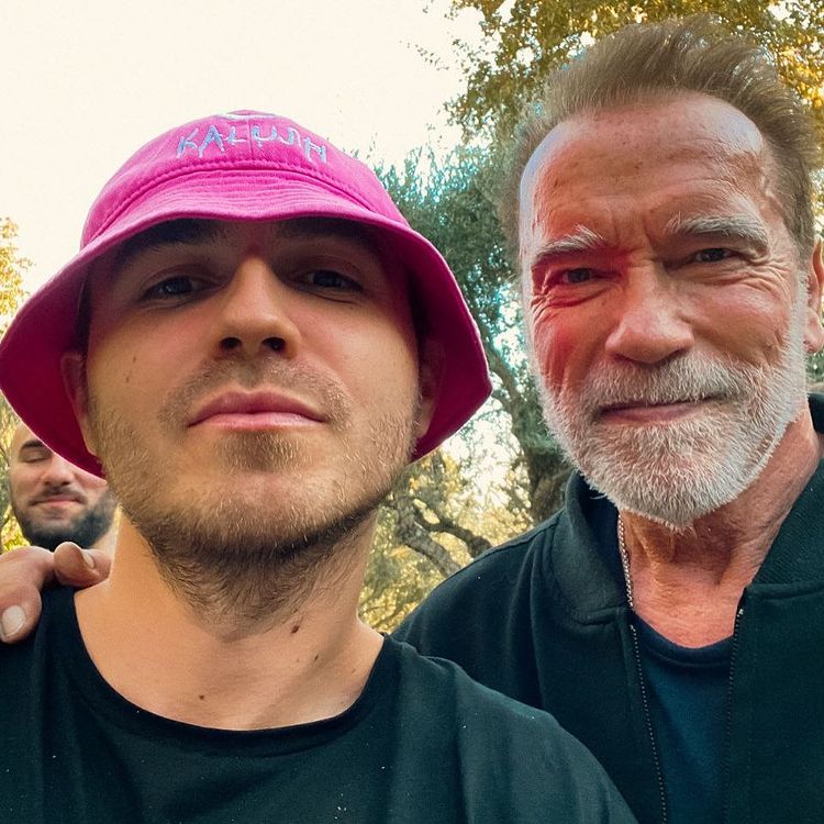 Kalush Orchestra Щедрий вечір Арнольд Шварценеггер