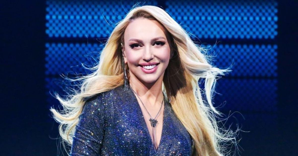 Оля Полякова