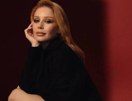 Тіна Кароль заспівала з легендарними Alphaville