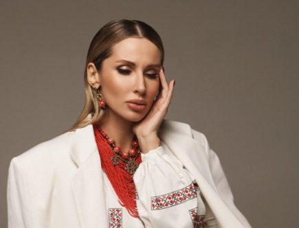 LOBODA зачитала реп у новому треку “По українськи”