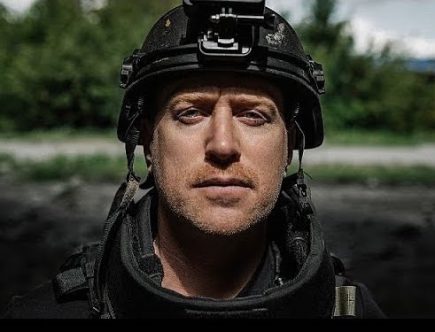 Волонтер Денис Христов став «Героєм року» премії Анни Буткевич GOLDEN GLOVE 5 Денис Христов