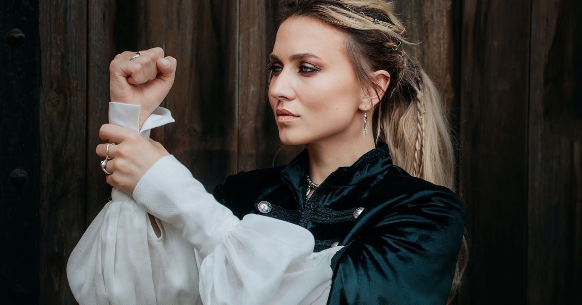 Волю в кулак» прем’єра синглу Марти Липчей