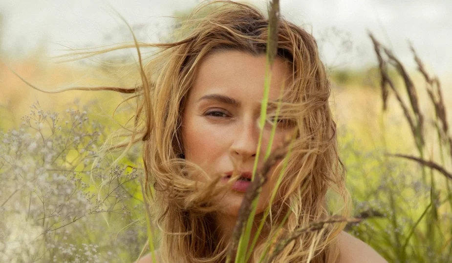 TAYANNA Вітер у волоссі