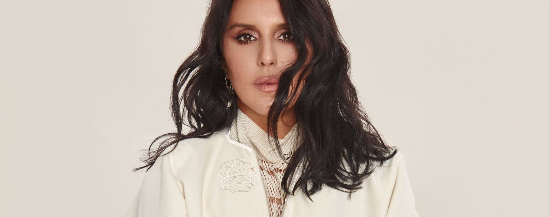 Джамала випустила кавер на українську народну пісню Верше, мій верше