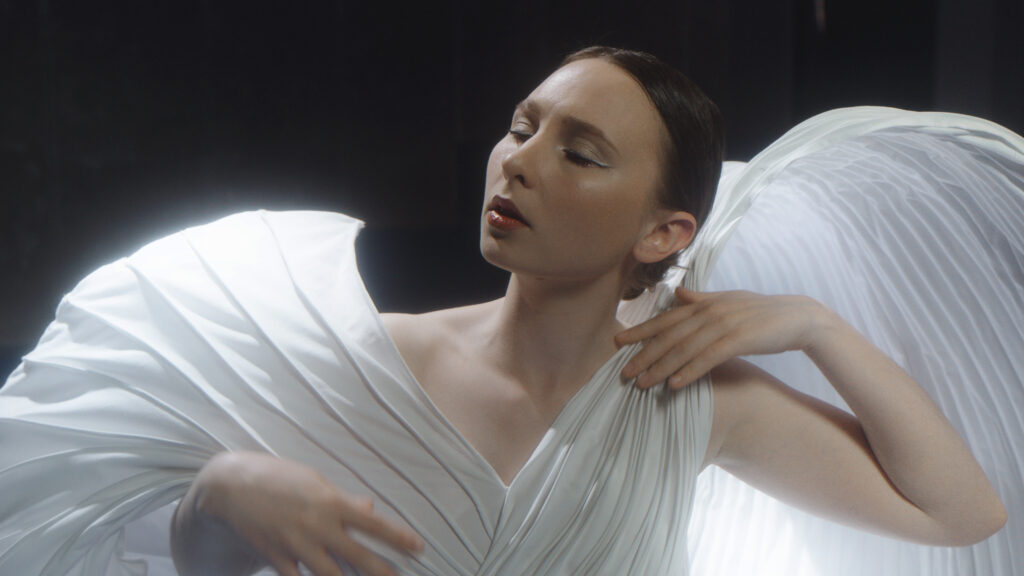 TANKATAKA презентувала відео “Інопланетяни