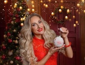 Dilena Moon Новорічна