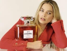 Марго Роббі – нове обличчя Chanel No.5: бренд представив рекламну кампанію