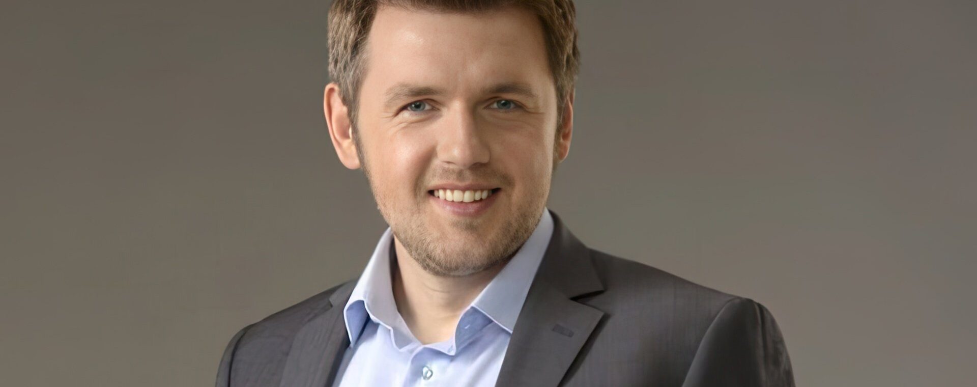 Дмитро Карпачов - телеведучий та психолог. Біографія, кар'єра, зріст, вага та особисте життя 1 Дмитро Карпачов