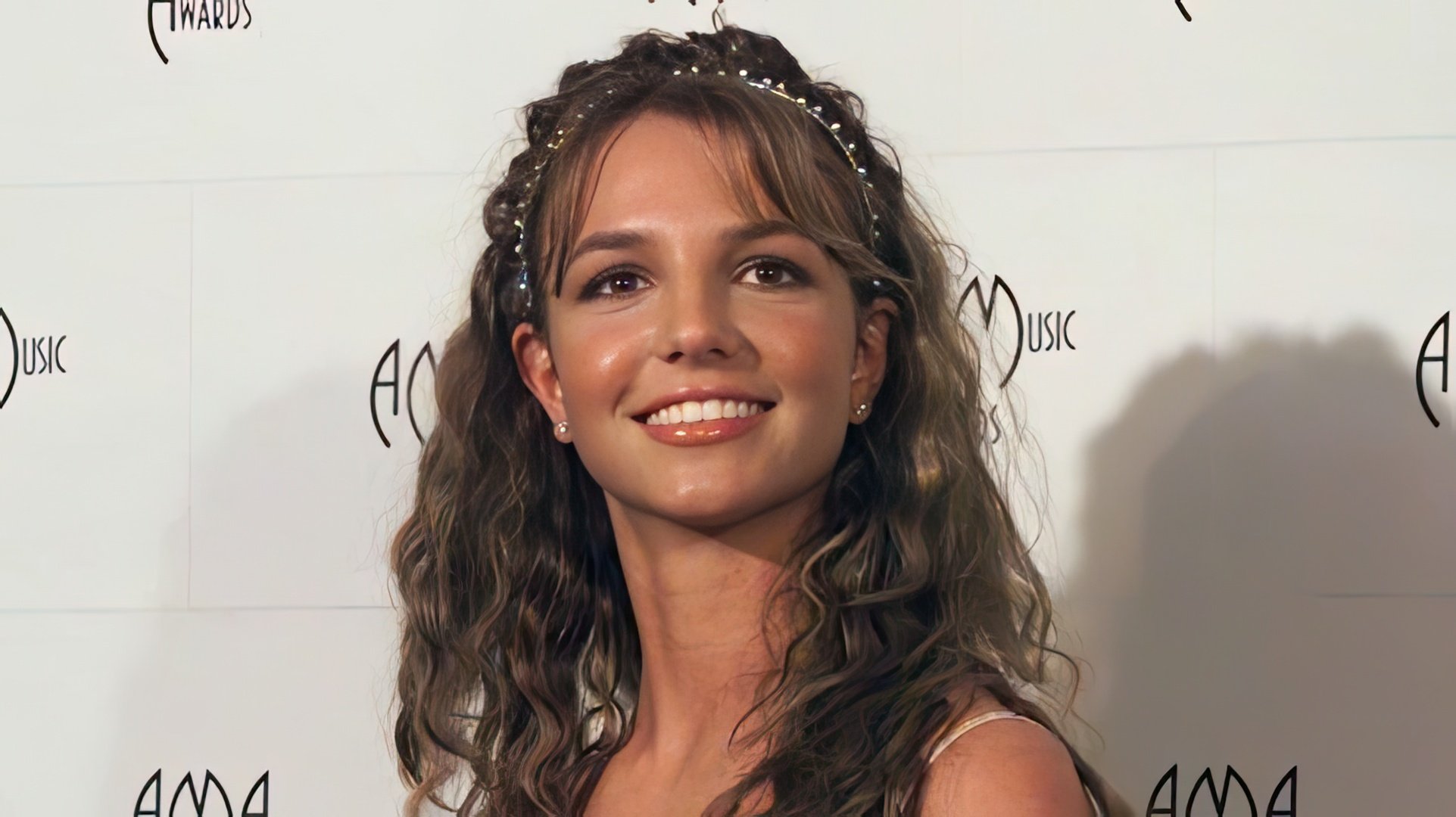 Брітні Спірс на церемонії American Music Awards-1999