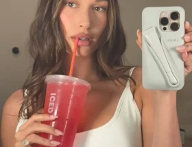 хейлі бібер