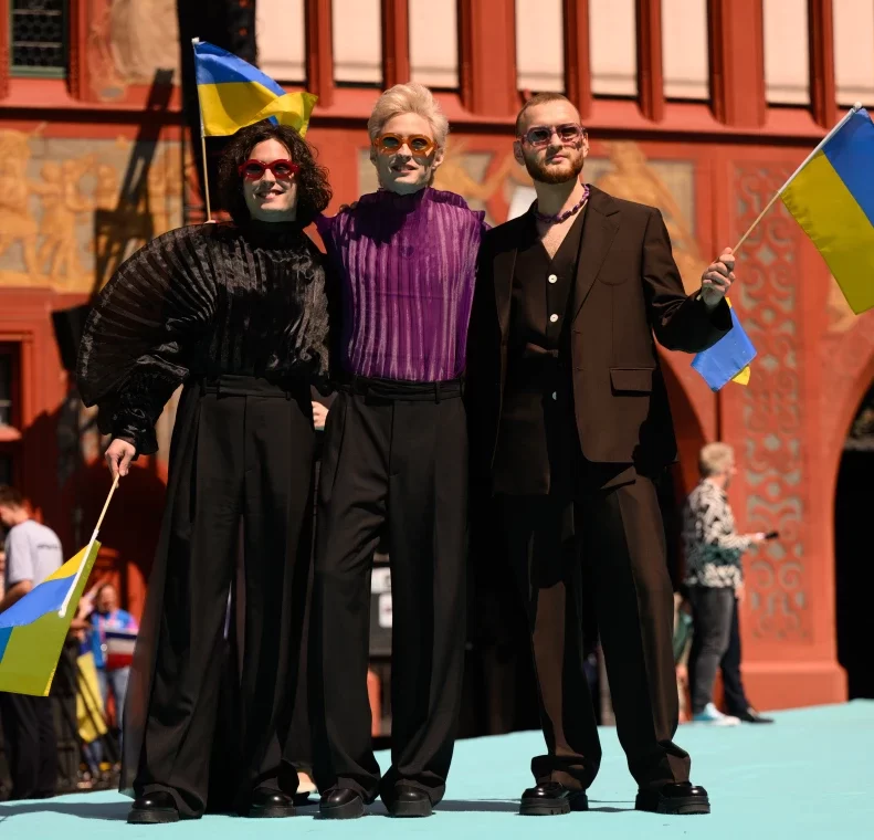 gurt ziferblat zjavivsja na ceremoniyi vidkrittja yevrobachennja 2025 v obrazah vid ukrayinskih brendiv 8cc0320