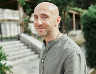«Молитва» - нова пісня Діми Голика про світло, яке ми носимо всередині 1 Діма Голик