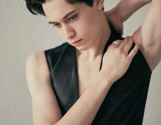 Новий секс-символ України: Іван Довженко у фотосесії для Harper’s Bazaar 1 іван Довженко 2025 07 30 16.26.12