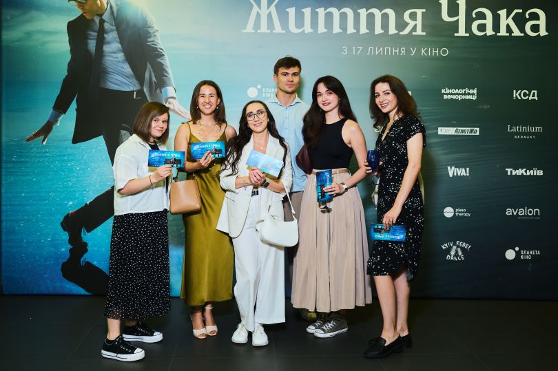 premyera fantastichnogo filmu za tvorom stivena kinga zhittja chaka 1b47953