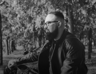 ІНТЕРВ’Ю З SERGII GARANT: “ГОЛОС, ЯКОМУ МОЖНА ДОВІРИТИ СЕРЦЕ” 1 SERGII GARANT Досягай