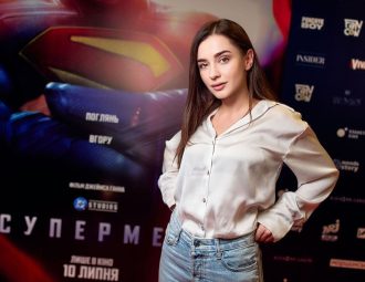 Стиль актриси Тетяни Злови: мінімалізм та effortless chic на допрем’єрному показі «Супермена» 1 Тетяна Злова фото