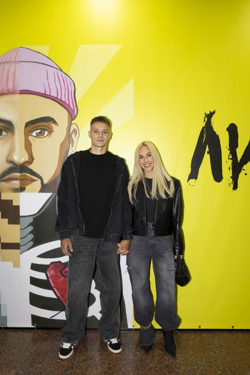 11 tisjach faniv i 9 duetiv jak minuv koncert monatik u palaci sportu 0b7922c