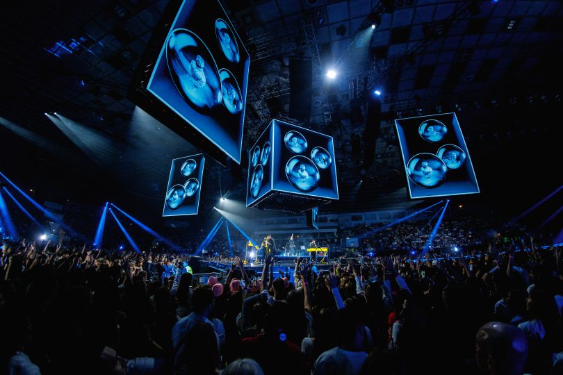 11 tisjach faniv i 9 duetiv jak minuv koncert monatik u palaci sportu aeb86e1