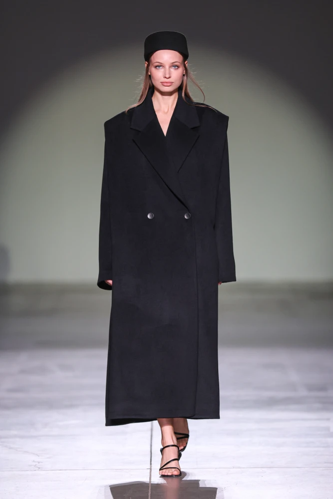 Третій день Ukrainian Fashion Week: культура, традиції та сміливі формати 48 golovni kolekciyi ta prezentaciyi tretogo dnja ukrainian fashion week ss26 15985dd