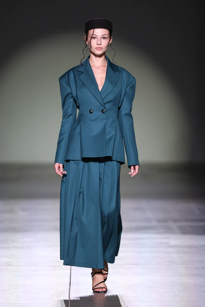 Третій день Ukrainian Fashion Week: культура, традиції та сміливі формати 49 golovni kolekciyi ta prezentaciyi tretogo dnja ukrainian fashion week ss26 1baa3b9