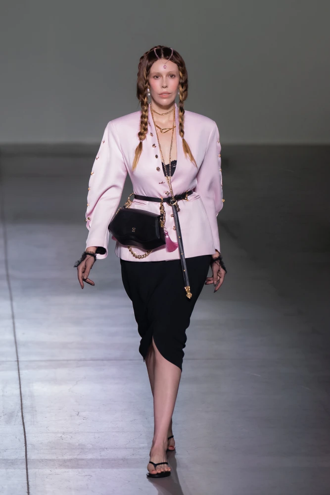 Третій день Ukrainian Fashion Week: культура, традиції та сміливі формати 16 golovni kolekciyi ta prezentaciyi tretogo dnja ukrainian fashion week ss26 76a8620