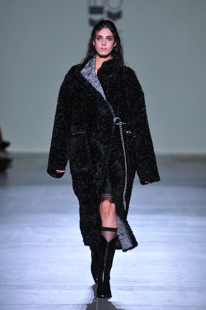 Третій день Ukrainian Fashion Week: культура, традиції та сміливі формати 41 golovni kolekciyi ta prezentaciyi tretogo dnja ukrainian fashion week ss26 aab6cb4