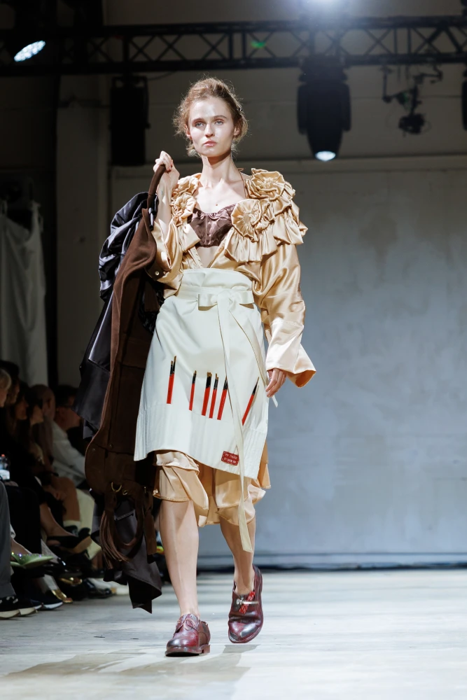 golovni podiyi ta kolekciyi pershogo dnja ukrainian fashion week ss26 2fb4f8b