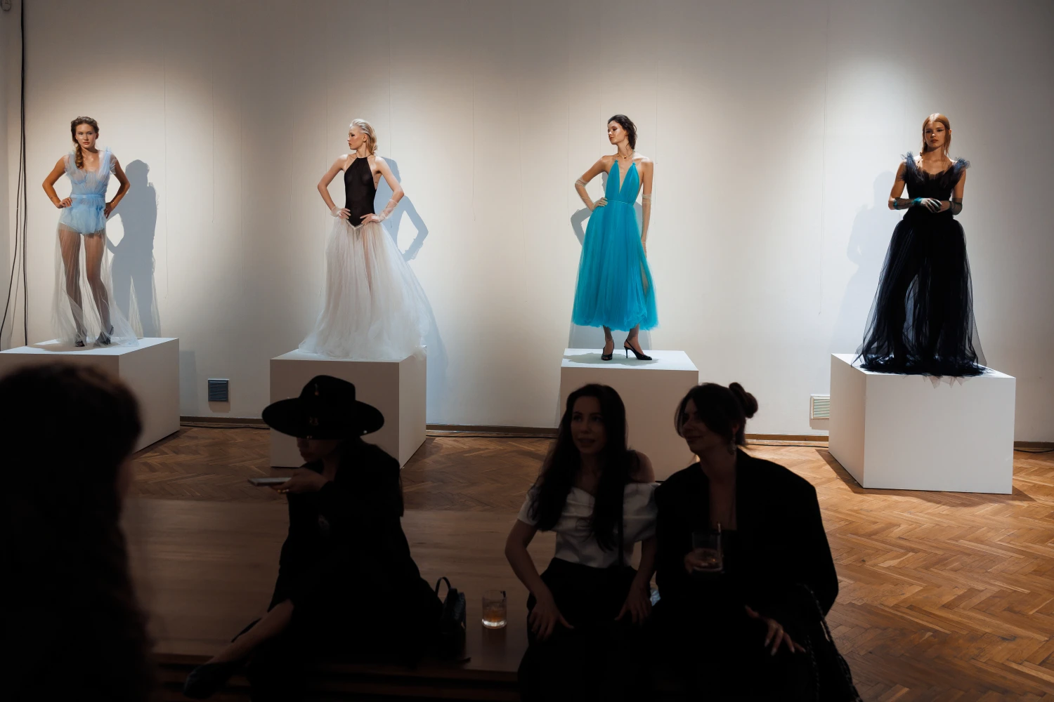 Четвертий день Ukrainian Fashion Week SS’26: мистецтво, ремесло й нові сенси моди 13 najcikavishi kolekciyi ta prezentaciyi chetvertogo dnja ukrainian fashion week ss26 748e7de