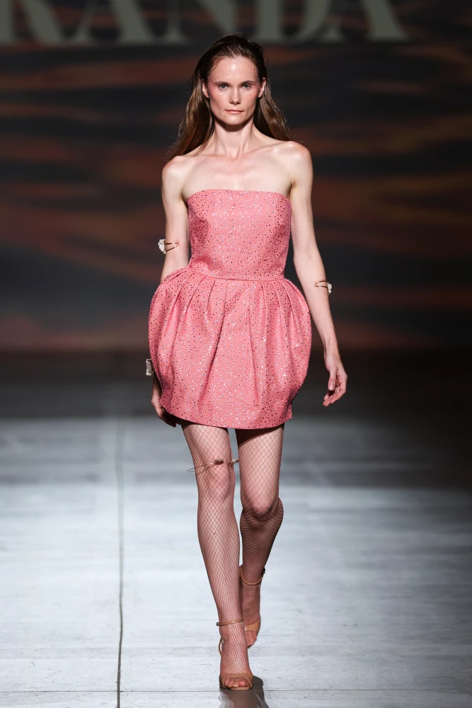 Четвертий день Ukrainian Fashion Week SS’26: мистецтво, ремесло й нові сенси моди 84 najcikavishi kolekciyi ta prezentaciyi chetvertogo dnja ukrainian fashion week ss26 772948e