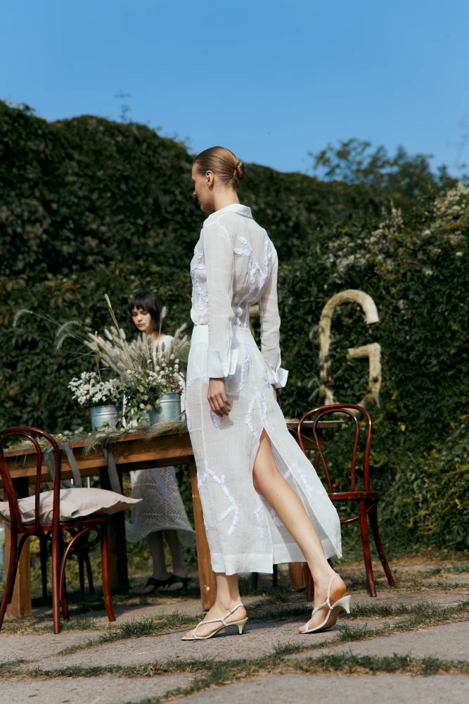 Четвертий день Ukrainian Fashion Week SS’26: мистецтво, ремесло й нові сенси моди 60 najcikavishi kolekciyi ta prezentaciyi chetvertogo dnja ukrainian fashion week ss26 801358a